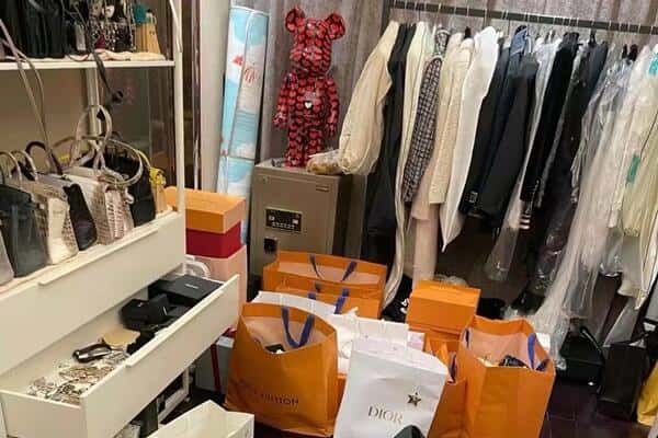 咸宁市咸安回收一线品牌衣服